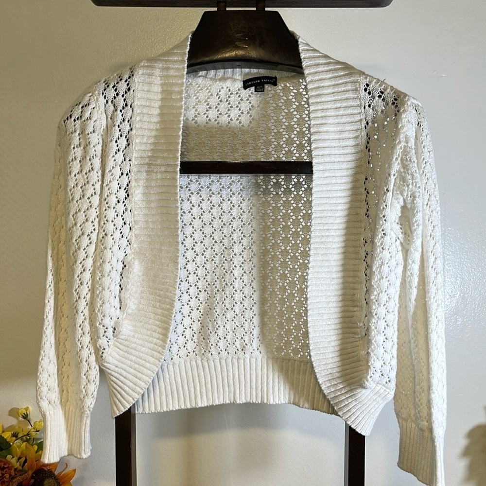 Carolyn Taylor women’s size S cotton blend kni srug sweater